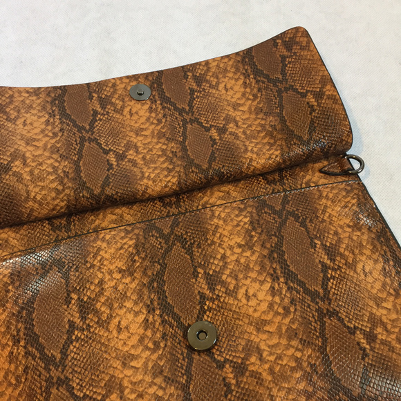 NWT Cow Skin Alligator Large Clutch - Picture 4 of 6